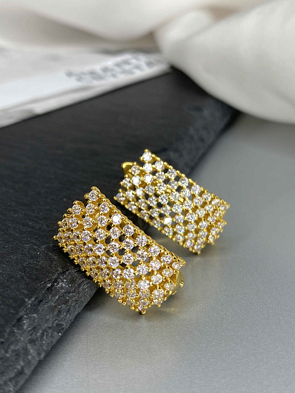 Серьги DAZZ Celeby crystal английский замок покрытие желтое золото