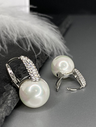 Серьги жемчуг со стразами 3