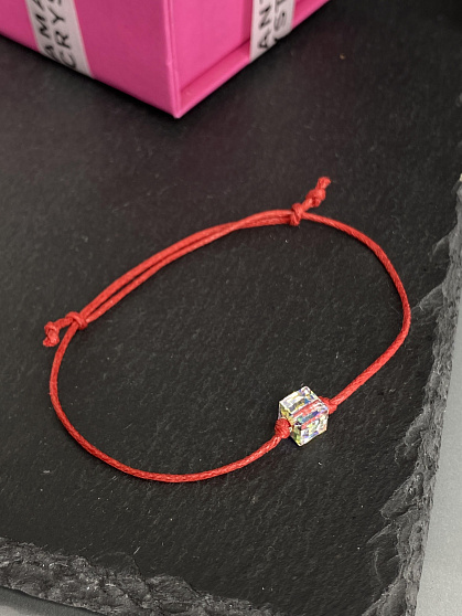 Красная нить Kora AB