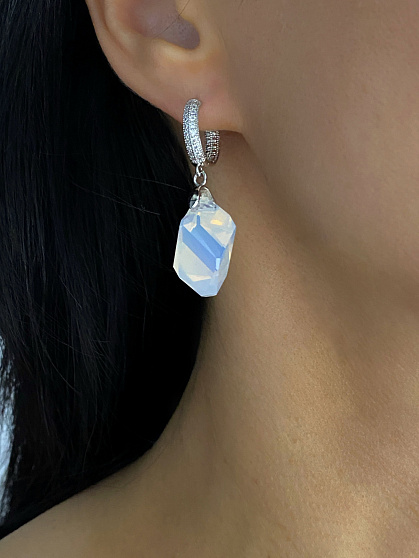 Серьги Кубист 22мм white opal