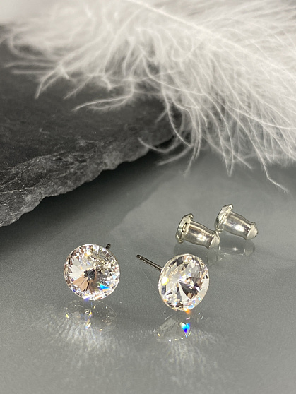 Пусеты 8 mm crystal