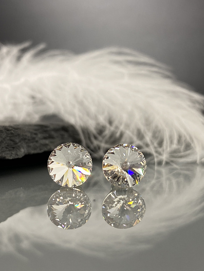 Пусеты 8 mm crystal