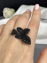 Кольцо DAZZ Flower jet 3,5см 3